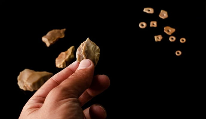 Намистини зі страусячих яєць