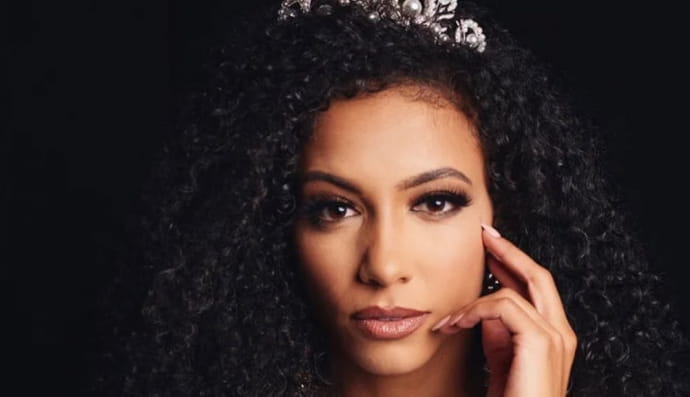 Чеслі Кріст 