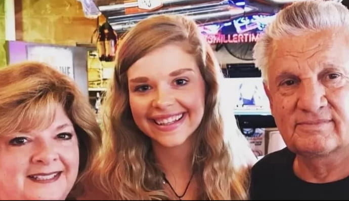 Джессіка, Майк і Джанін