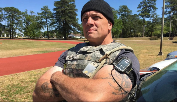 Метью Паркер