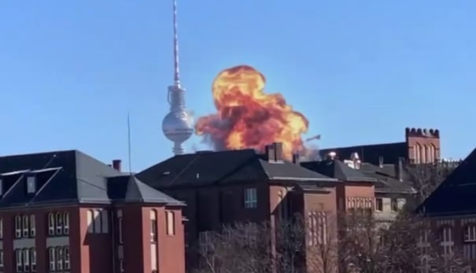 "Бомбардування" Німеччини