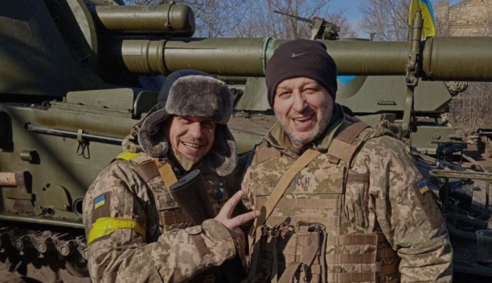 Юрій Вернидуб (праворуч)