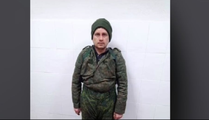 російський окупант "Чмоня"