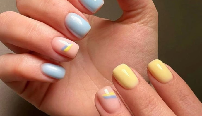 ідеї патріотичного манікюру, від яких ви залишитеся в захваті