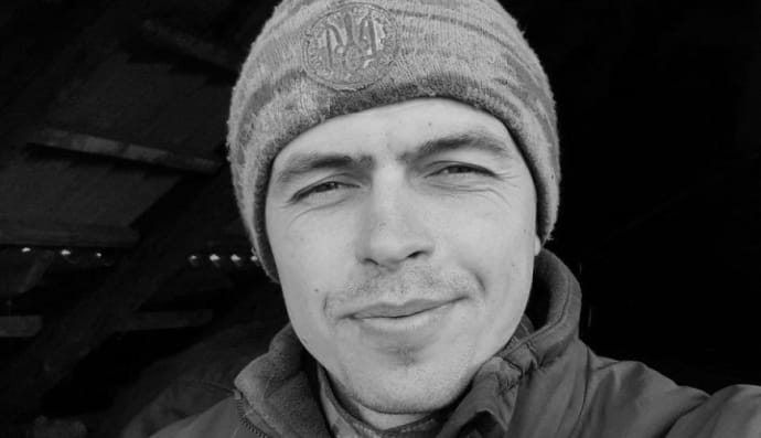 Сергій Неустроєв