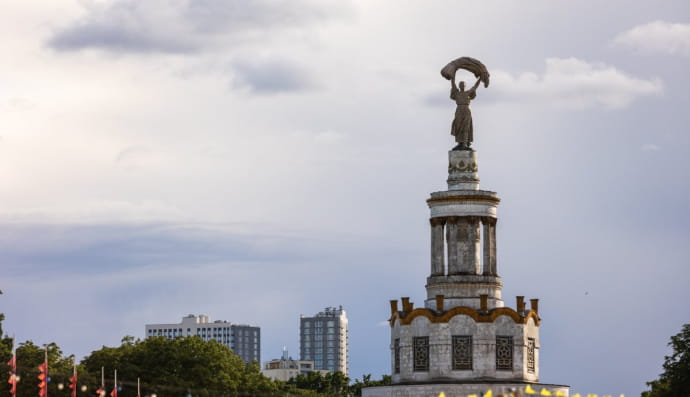 "Галерея нереальних історій"