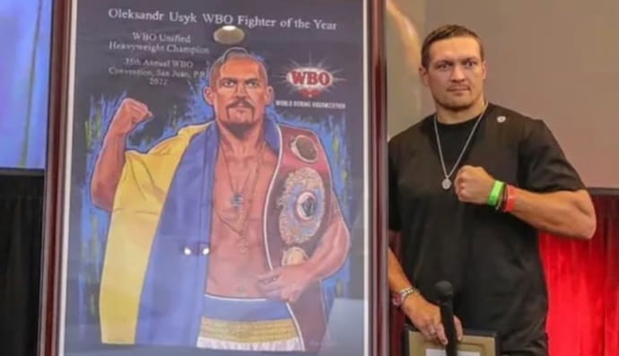 Александр Усик