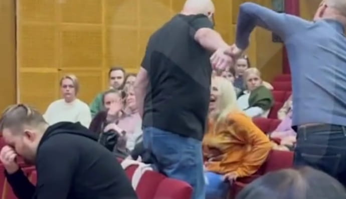 Психолог і жінка