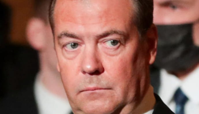 дмітрій мєдвєдєв