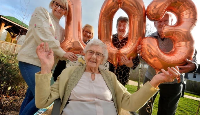 Гильда Кросс