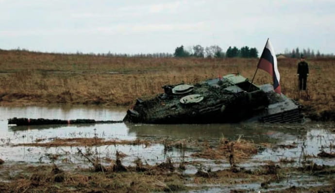 росіяни показали "захоплений" під Бахмутом танк Leopard 2