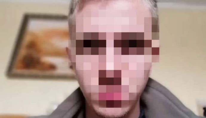 Курьер преследует киевлянок