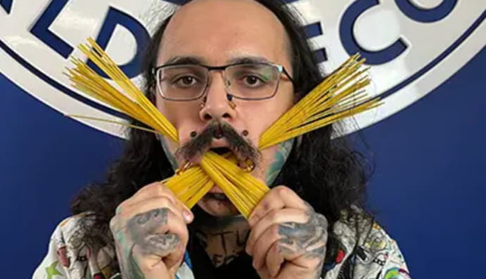 Джеймс Госс 