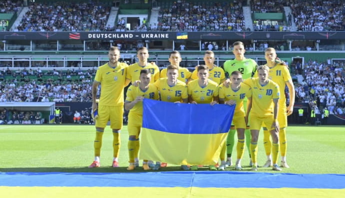 Збірна України з футболу