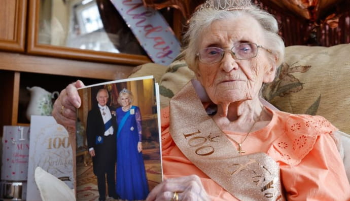 Айрин Спростон