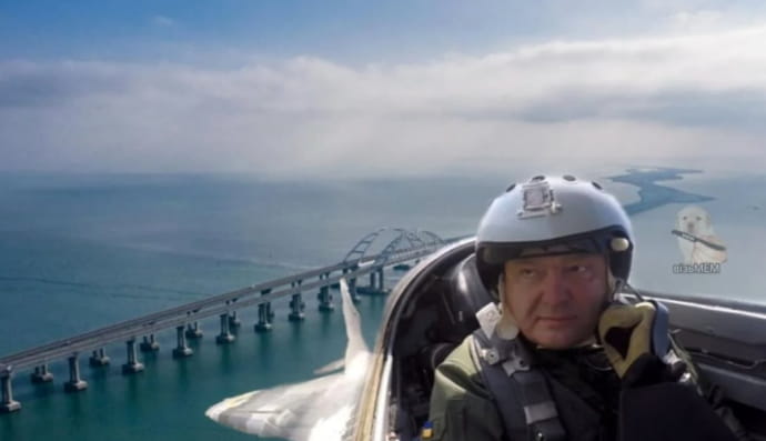 сеть взорвалась мемами об очередном взрыве на Крымском мосту