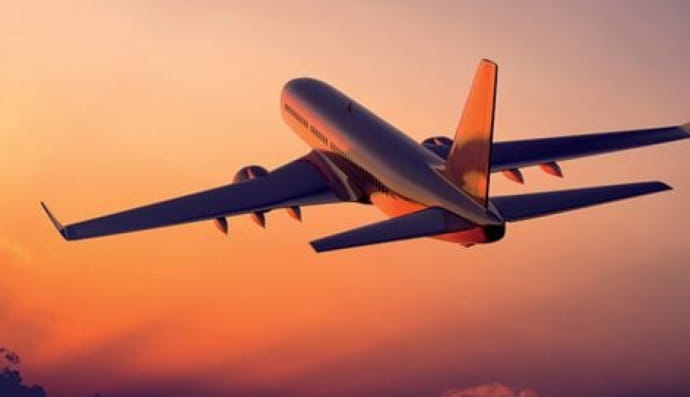 Самолет, авиаперевозки