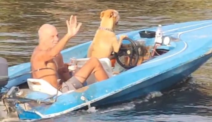 Господар і його собака