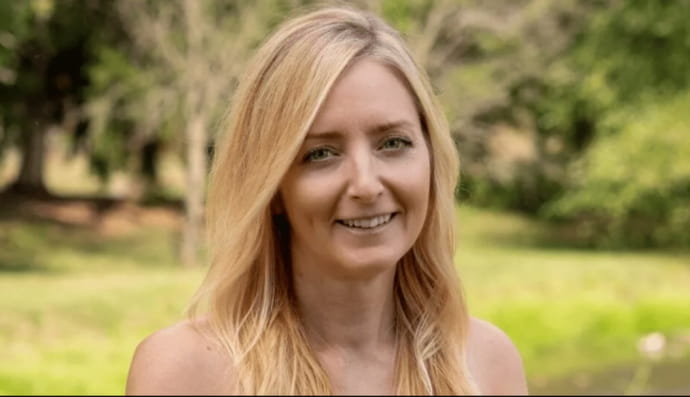 Лорен Канадей