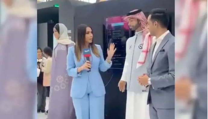 робот-гуманоїд Мухаммед