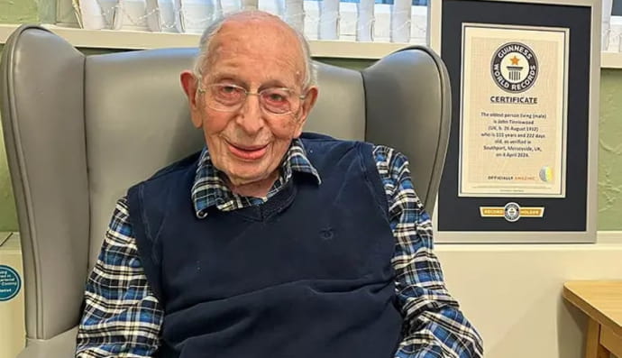 Джон Альфред Тіннісвуд 