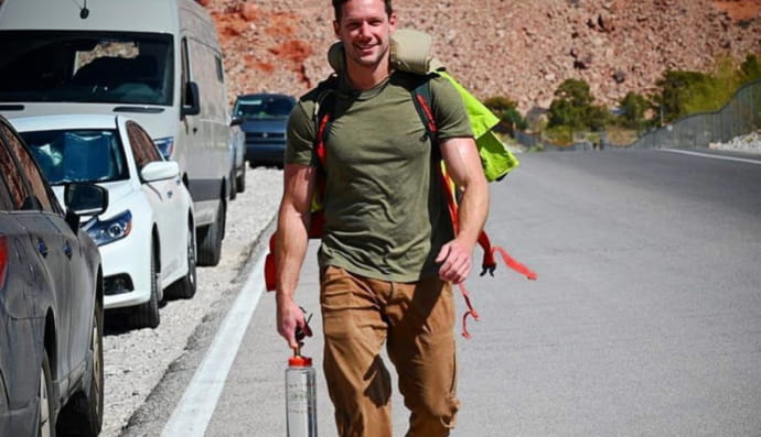 Джонні Вактор