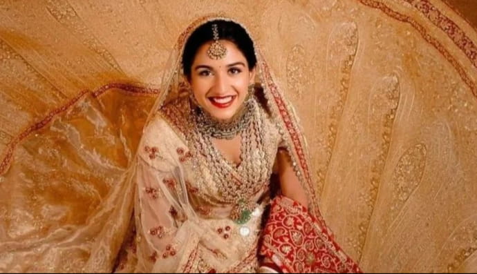 Наречена Радіка Мерчант