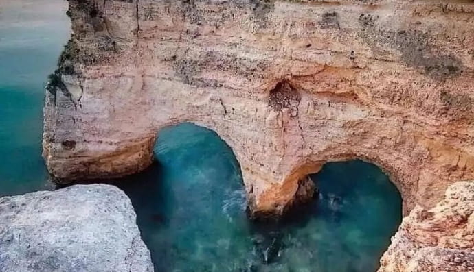 Прайя-да-Маринья, Португалия