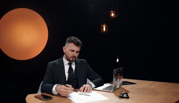 Женя Янович