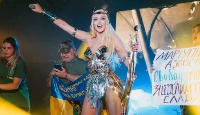 Оля Полякова