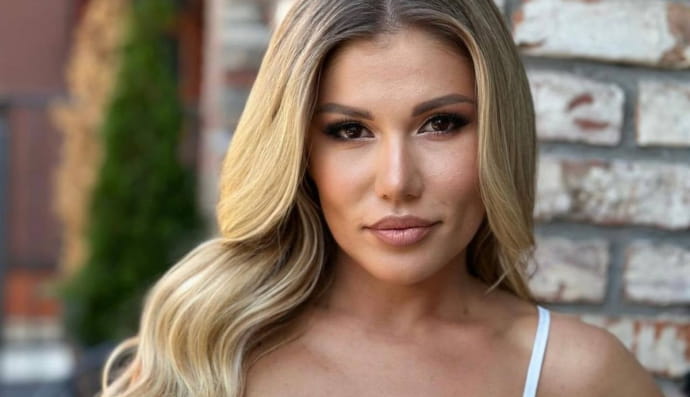 Алена Омаргалиева