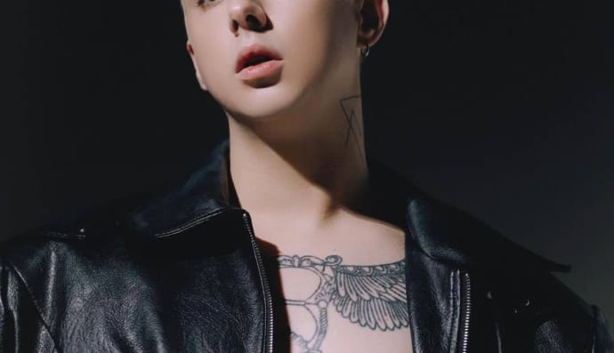 Співак MELOVIN 