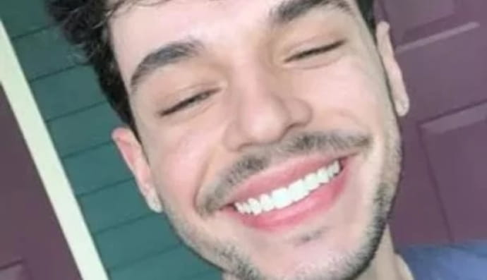 Джейкоб Піна та його пальці