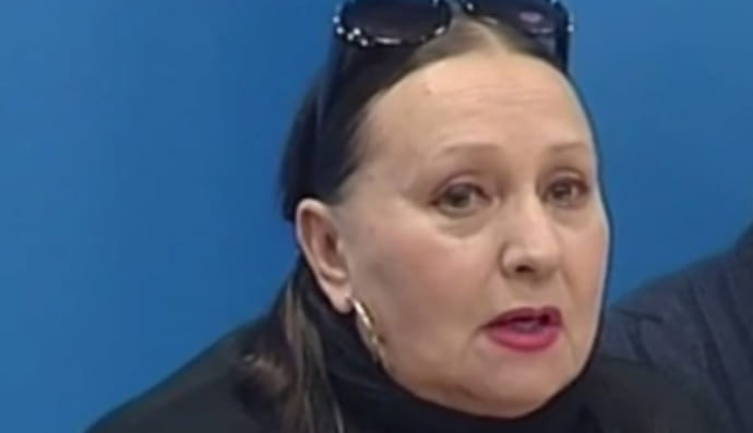 Лариса Кадочникова