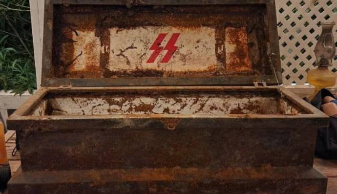 Неизвестный сундук