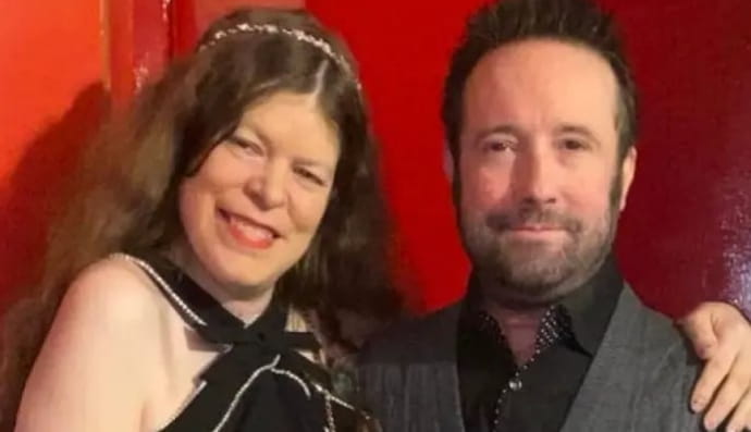 Сара Джонс-Грін і її чоловік