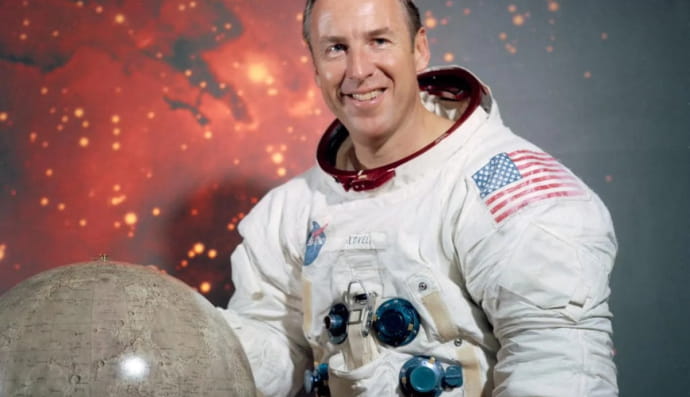 Джим Ловелл 