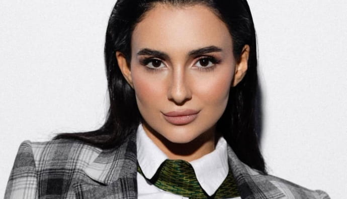 Анна Тринчер