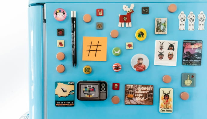 Магніти на холодильнику