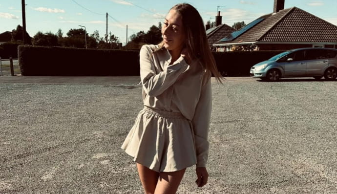 Сара Томпсон 