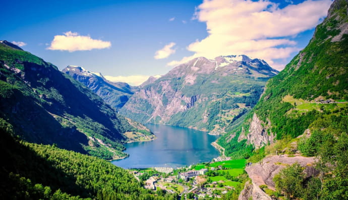 Фьорд в Норвегии