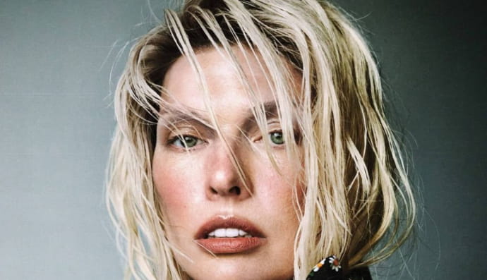 Милла Йовович