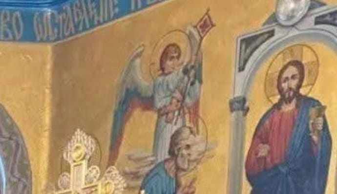 Символіка окупантів у храмі