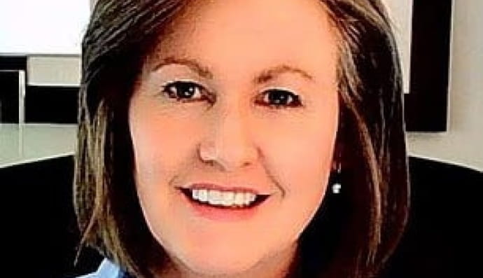 Анджела Гарріс