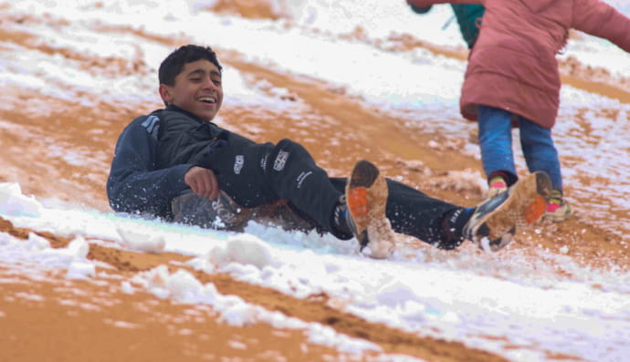 Сахару несподівано засипало снігом