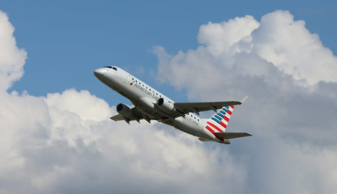 Літак American Airlines 