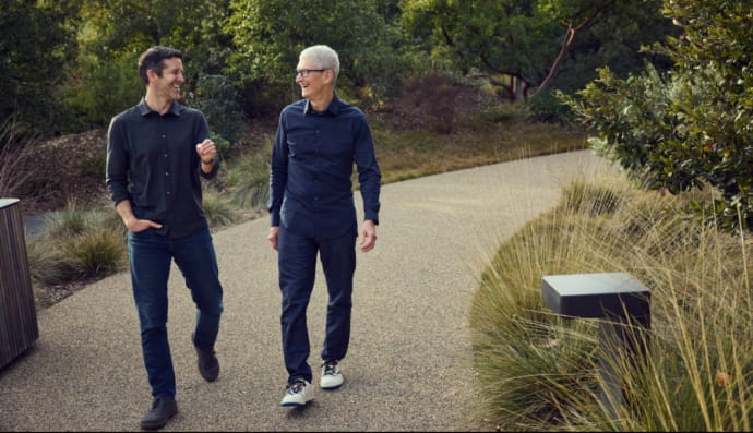 Тім Кук та Джон Тернус