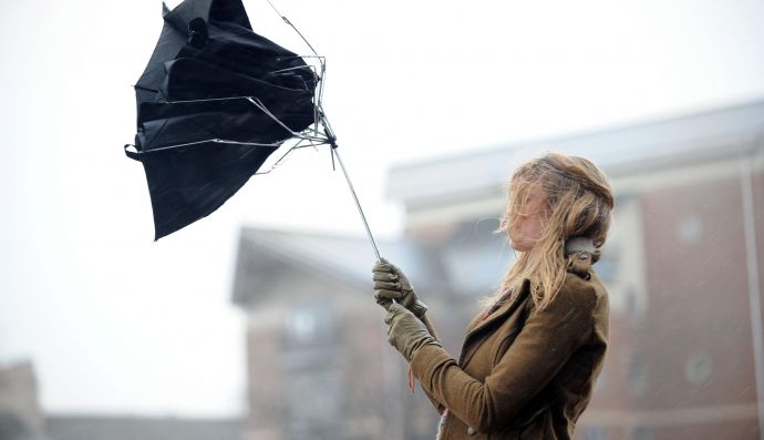 Сильний вітер