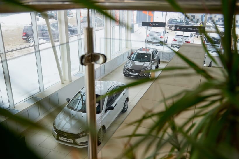 Автомобили Lada, "АвтоВАЗ"