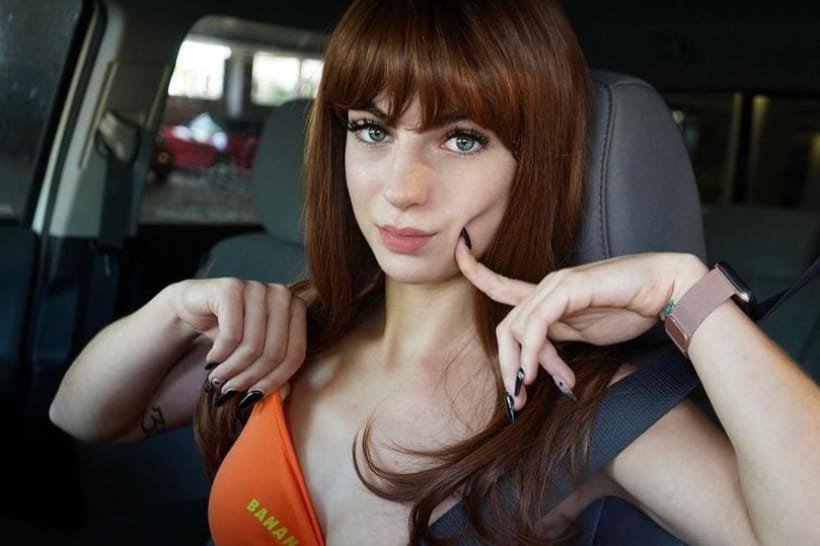 Девушка из Tinder